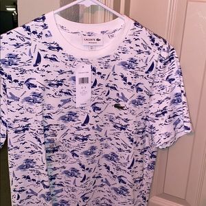Size small Lacoste regular fit t shirt.
